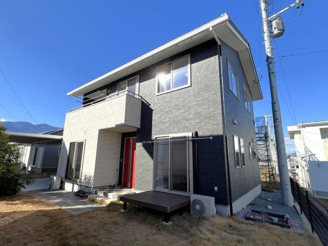山梨県南アルプス市在家塚 中古住宅