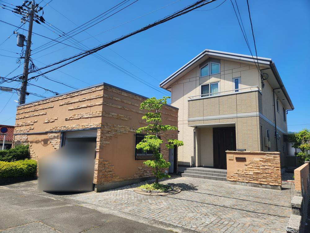 福井県敦賀市松葉町 3000万円