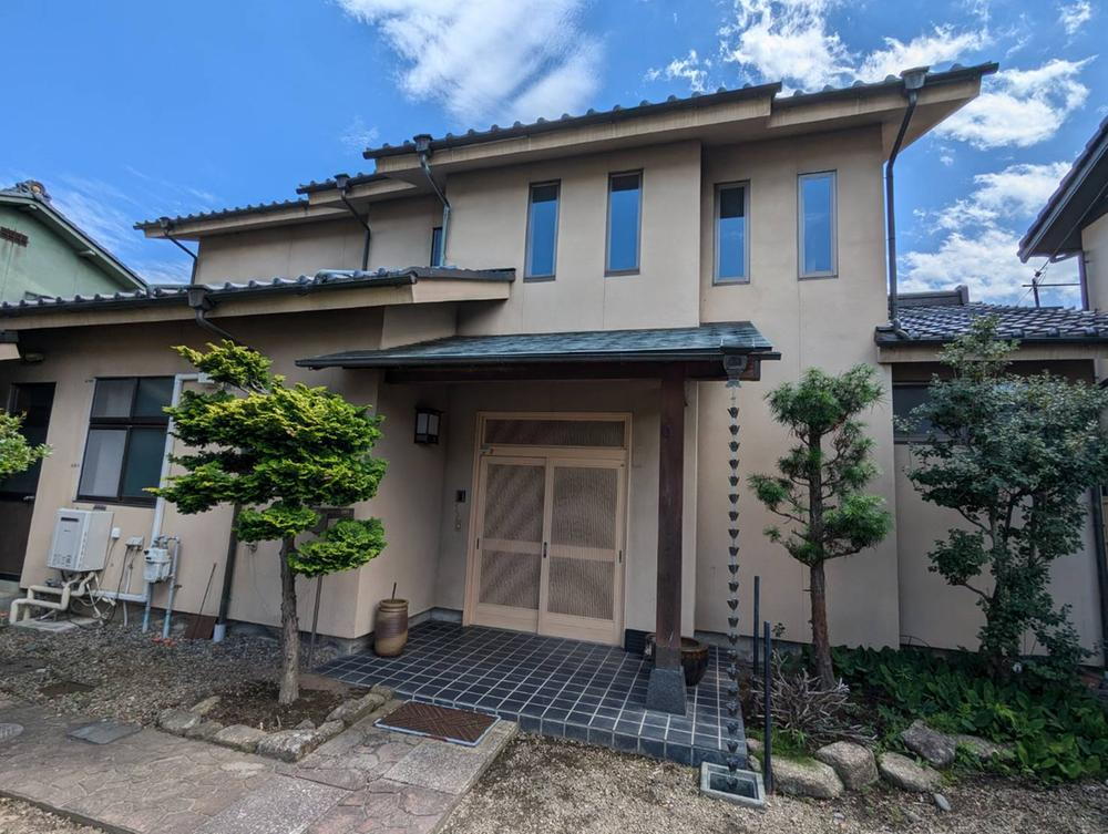 長野県上田市常田２ 2120万円