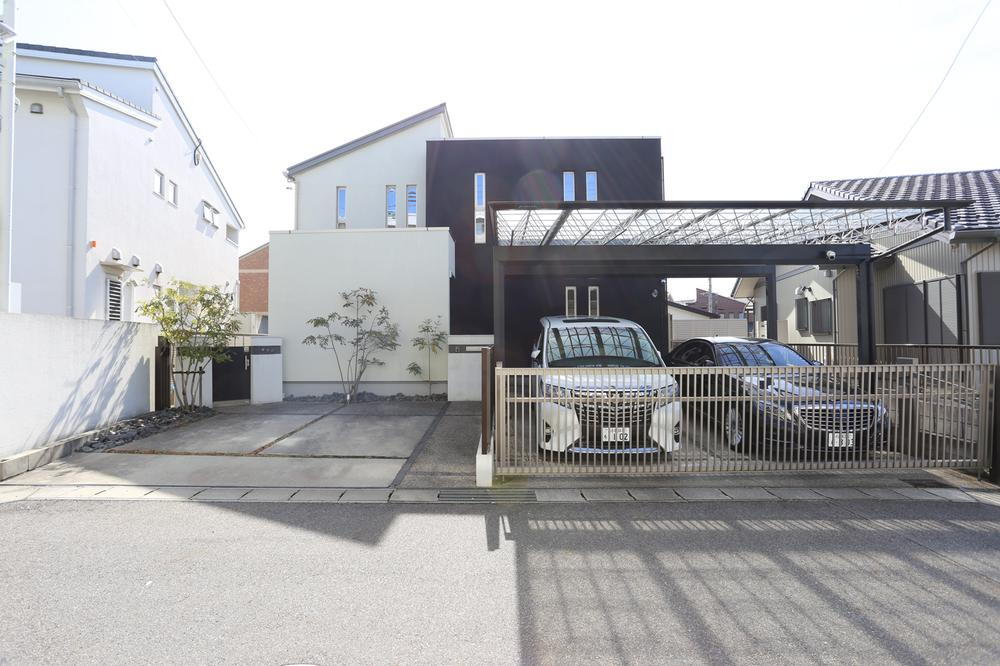 愛知県長久手市片平１ 13000万円