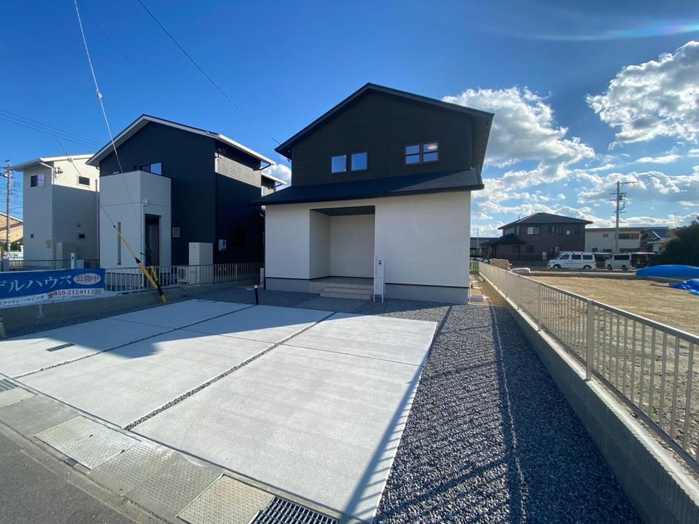 三重県津市香良洲町 1998万円 4LDK