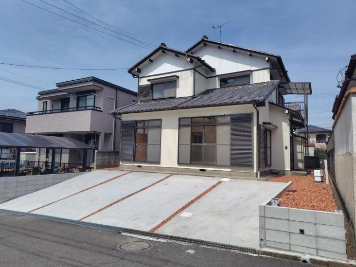 岐阜県多治見市滝呂町１２ 1180万円 5LDK