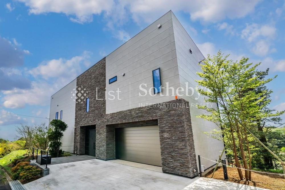 静岡県駿東郡長泉町東野 15800万円