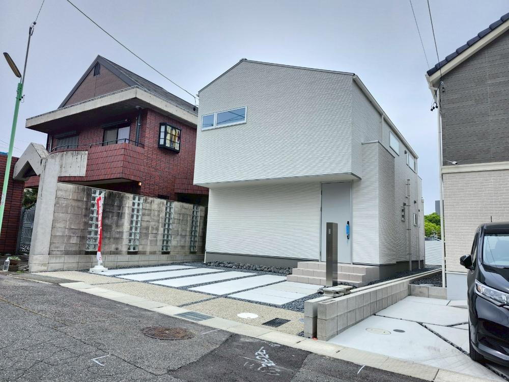 愛知県名古屋市千種区鹿子殿 中古住宅