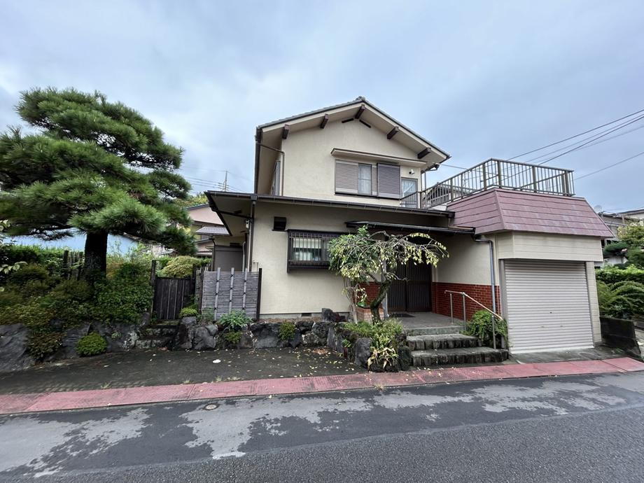 静岡県伊東市桜ガ丘１ 2750万円