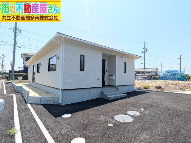 愛知県知多郡美浜町大字奥田字石畑 1840万円 4LDK