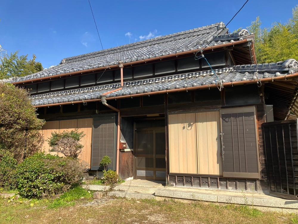 三重県三重郡菰野町大字大強原 1800万円