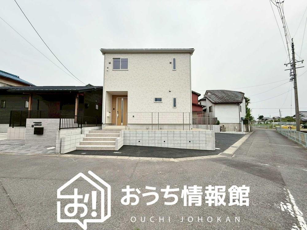 愛知県一宮市浅井町小日比野字古川筋 2290万円 4LDK