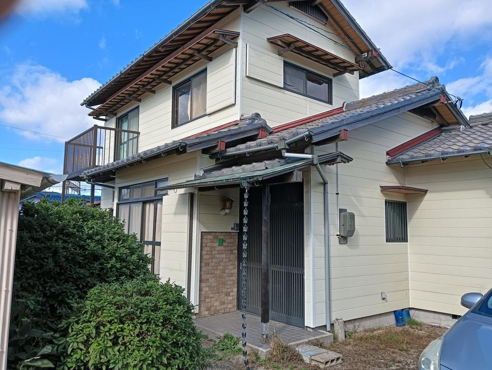 三重県鈴鹿市寺家３ 880万円
