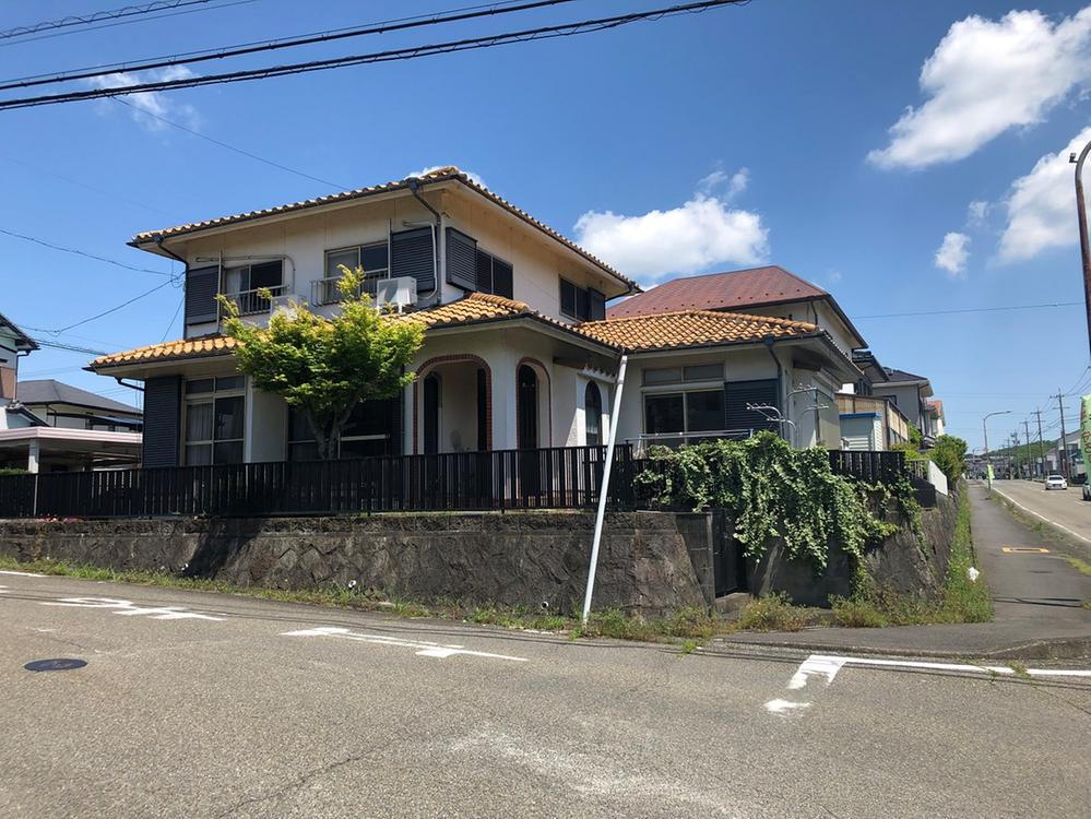 三重県員弁郡東員町笹尾東１ 1380万円 5LDK