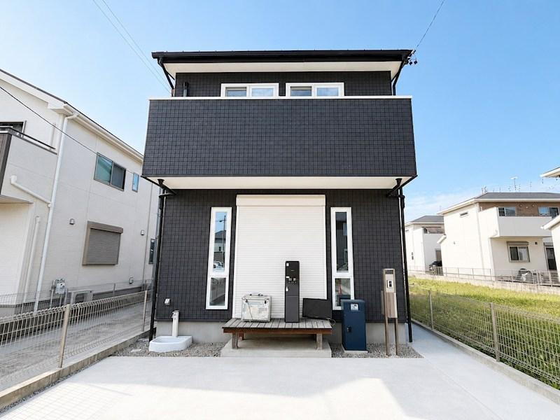 愛知県豊川市中野川町２ 中古住宅
