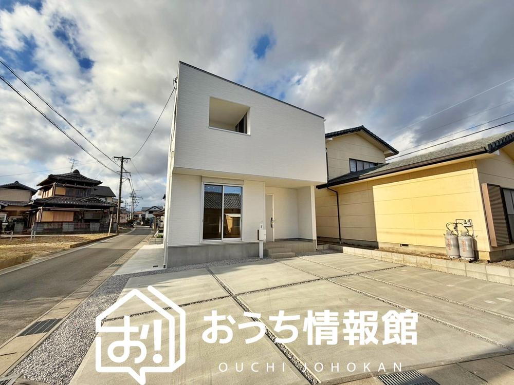 三重県鈴鹿市岡田１ 2698万円 4LDK