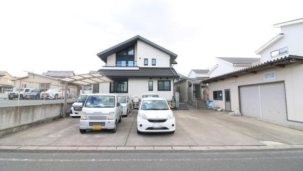 愛知県豊橋市東小鷹野４ 5700万円