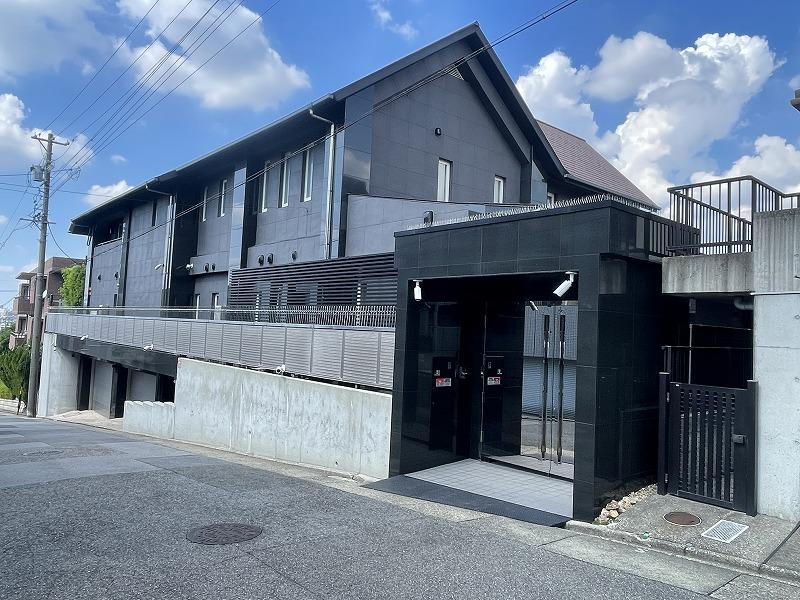 愛知県名古屋市昭和区向山町３ 46000万円