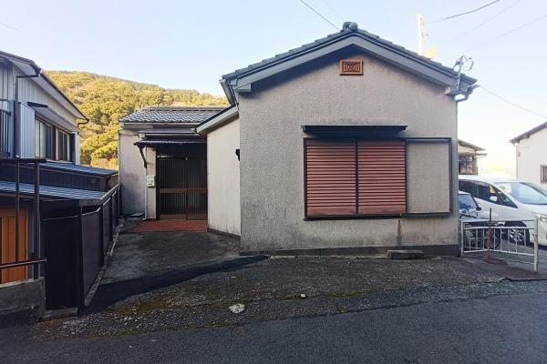 静岡県熱海市紅葉ガ丘町 490万円
