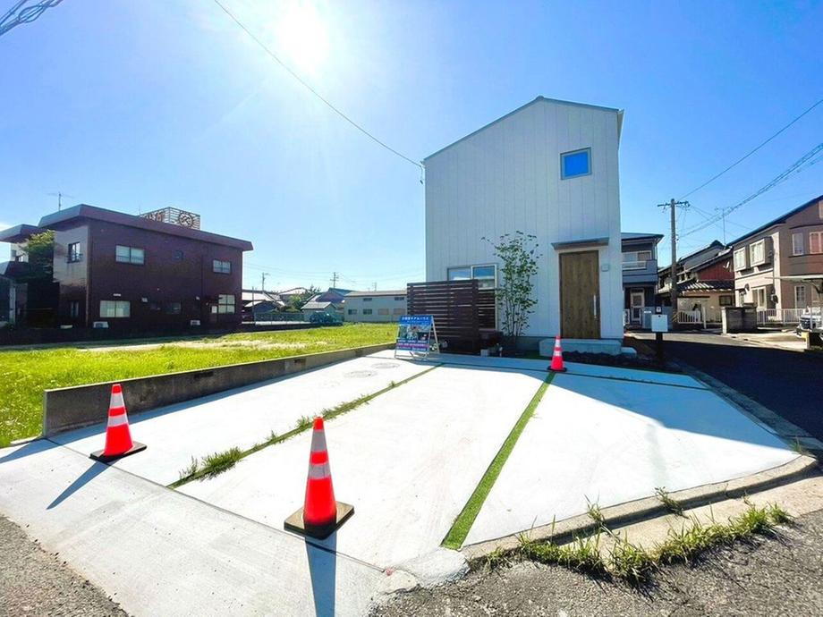 三重県鈴鹿市磯山２ 2730万円