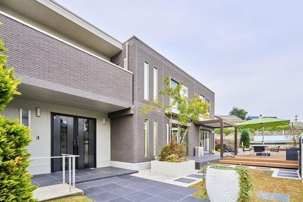 愛知県豊橋市南牛川１ 15000万円
