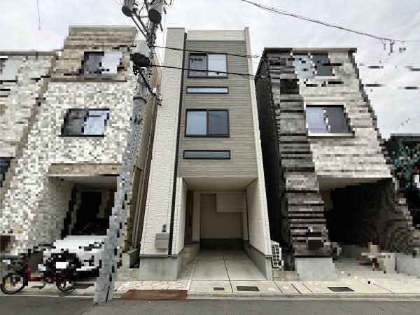 愛知県名古屋市中区金山５ 4280万円 2LDK