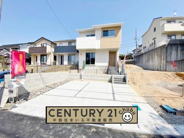 愛知県岡崎市鴨田町字山畔 3580万円 4LDK