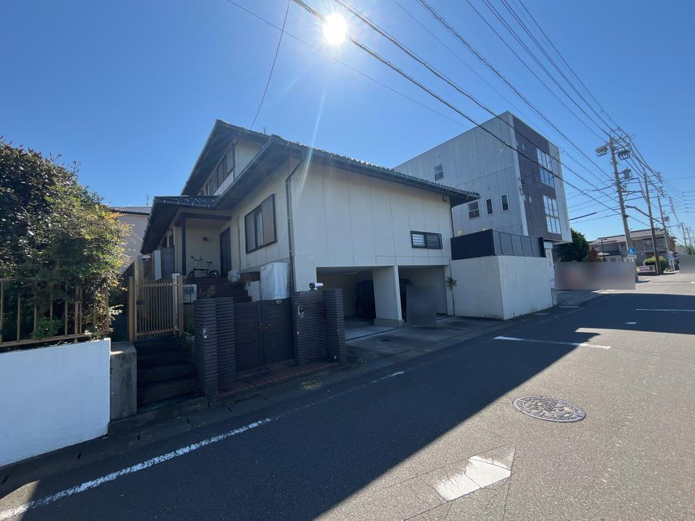 愛知県小牧市小木５ 3000万円