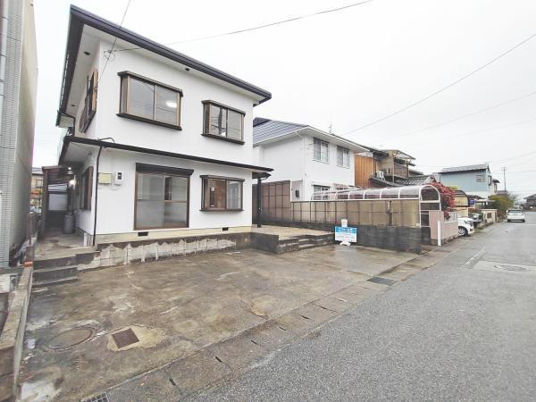 滋賀県彦根市蓮台寺町 1749万円 5LDK