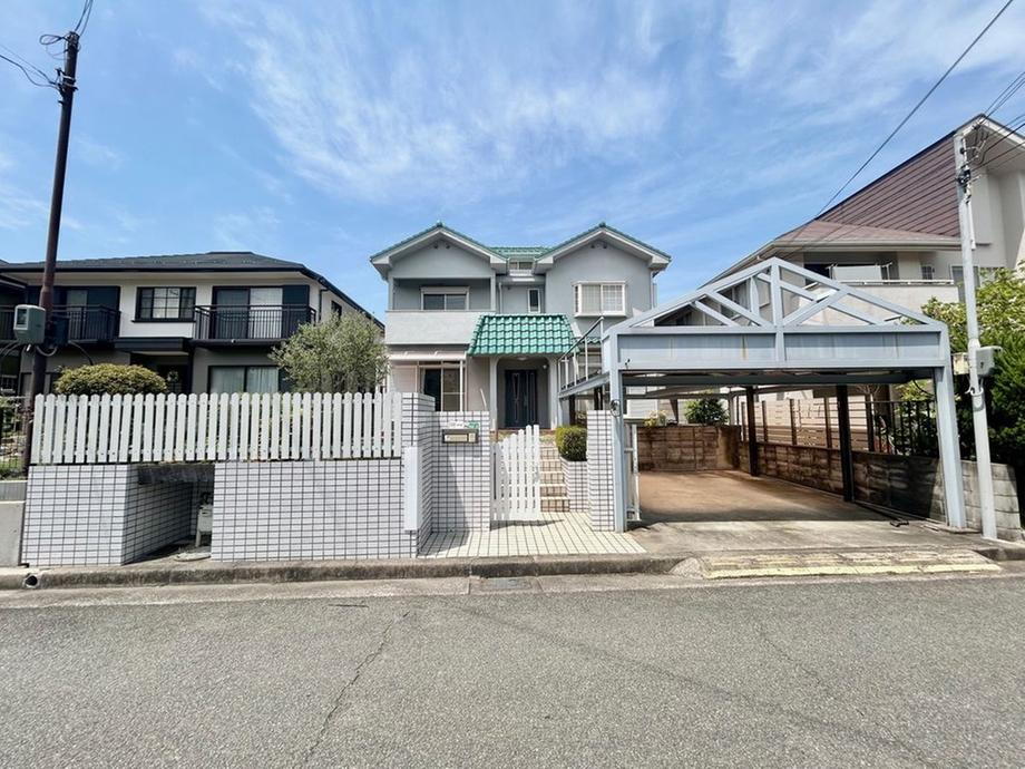 兵庫県三田市あかしあ台５ 中古住宅