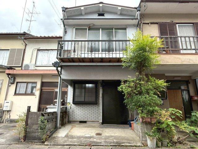 京都府京都市右京区太秦堀池町 840万円