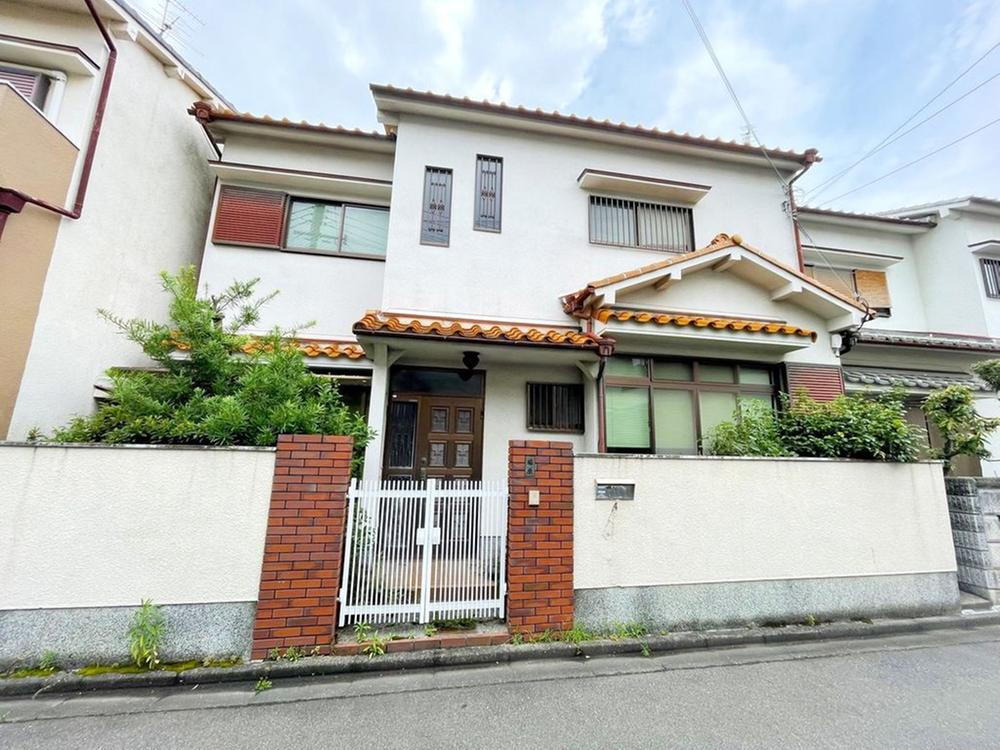 大阪府羽曳野市高鷲８ 890万円