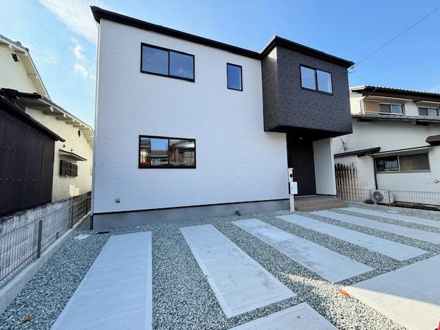 兵庫県加古郡播磨町古宮７ 3098万円 5LDK