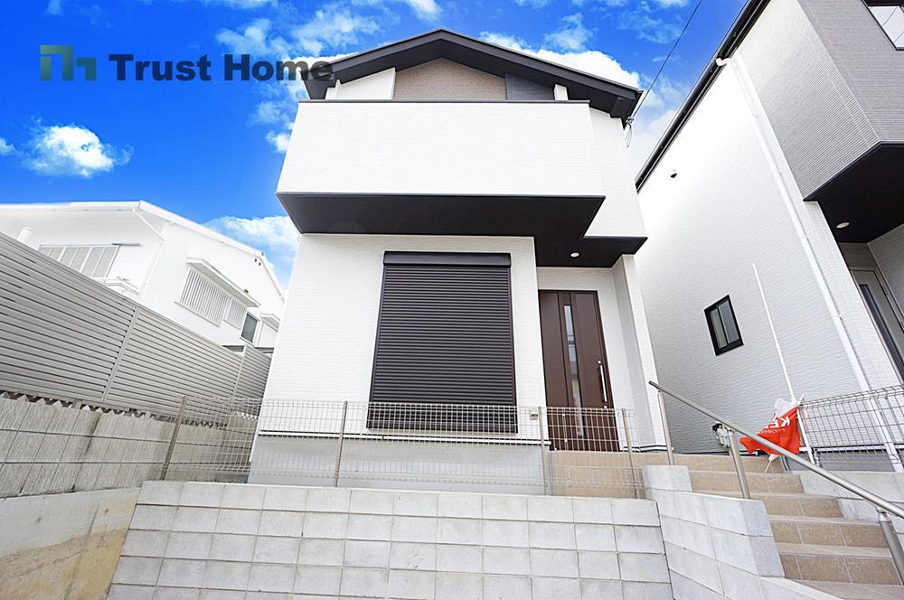 兵庫県芦屋市朝日ケ丘町 5798万円 4LDK