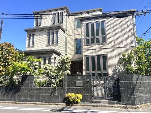 大阪府堺市堺区大浜中町２ 15000万円
