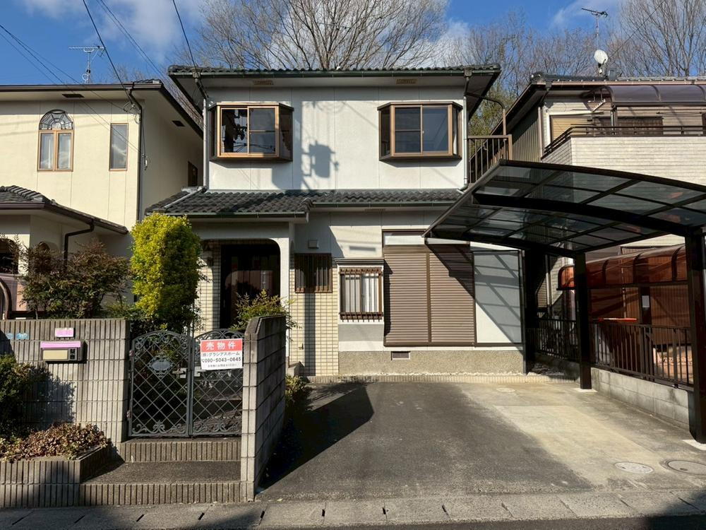 滋賀県大津市一里山６ 2490万円