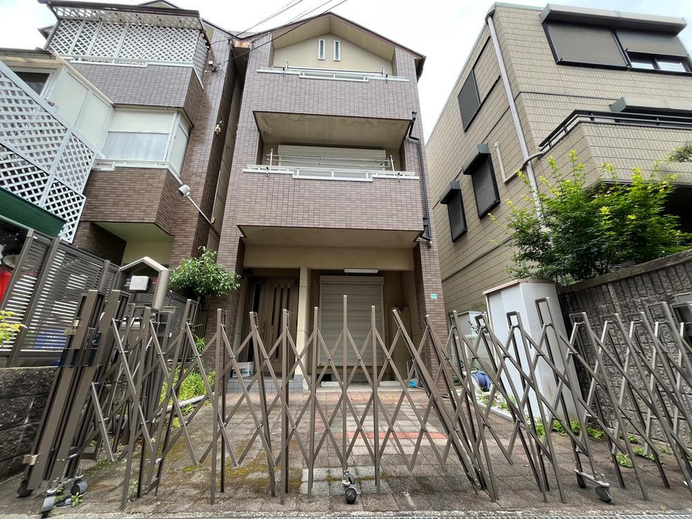 兵庫県芦屋市大原町 3990万円