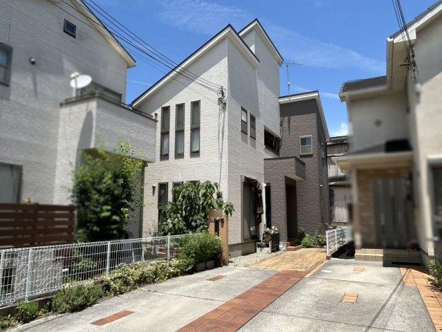 兵庫県明石市魚住町清水 2480万円