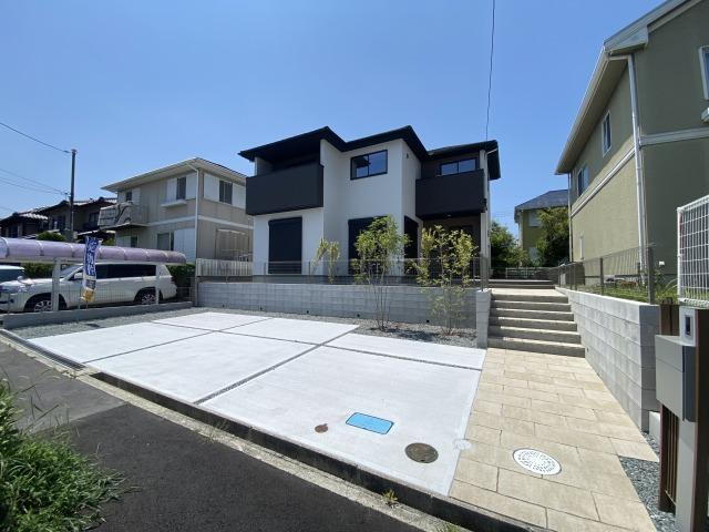兵庫県三田市あかしあ台１ 4698万円 5LDK