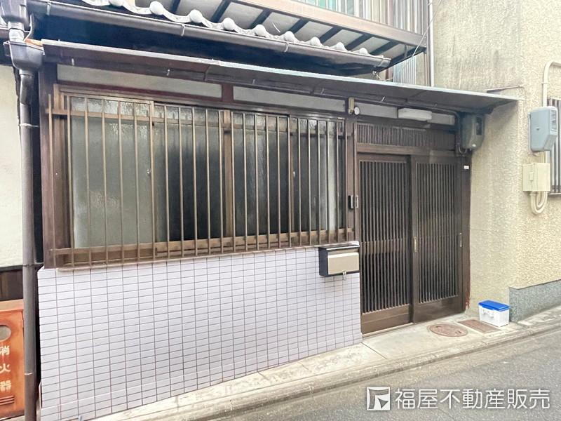 京都府京都市上京区老松町五辻通七本松西入上る 1700万円