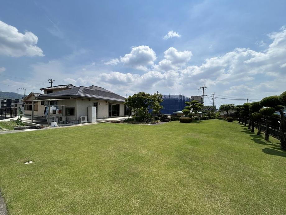 大阪府三島郡島本町桜井４ 24000万円