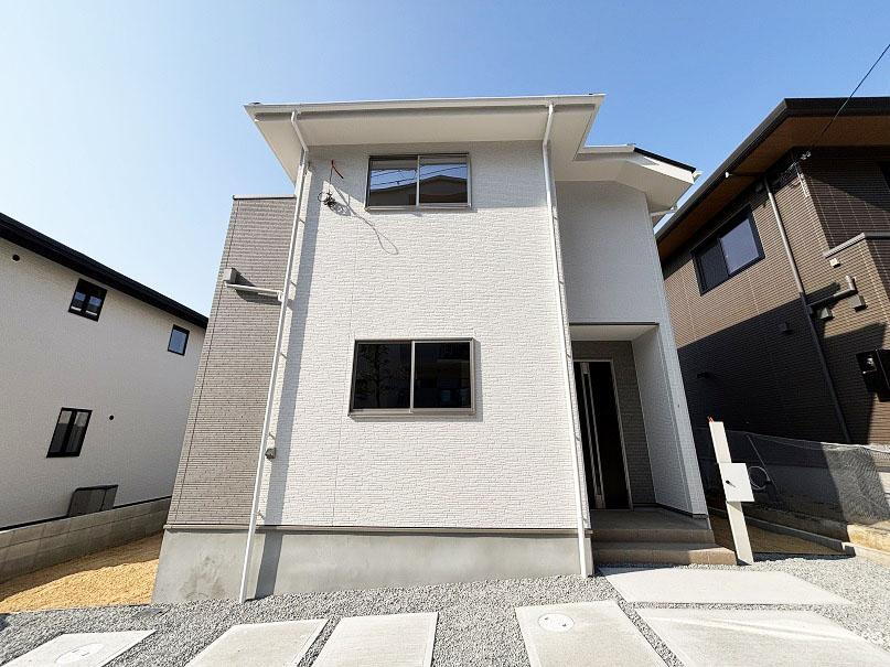 京都府京都市西京区大枝北沓掛町２ 4898万円 5LDK