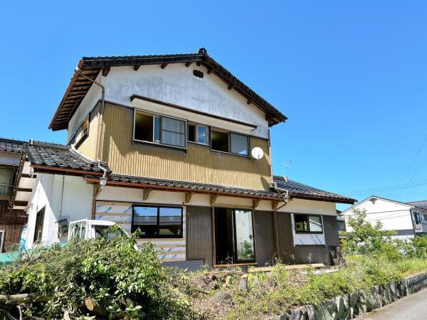 兵庫県豊岡市九日市下町 2049万円