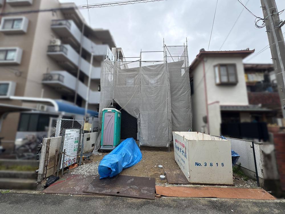 兵庫県伊丹市若菱町３ 5780万円 4LDK