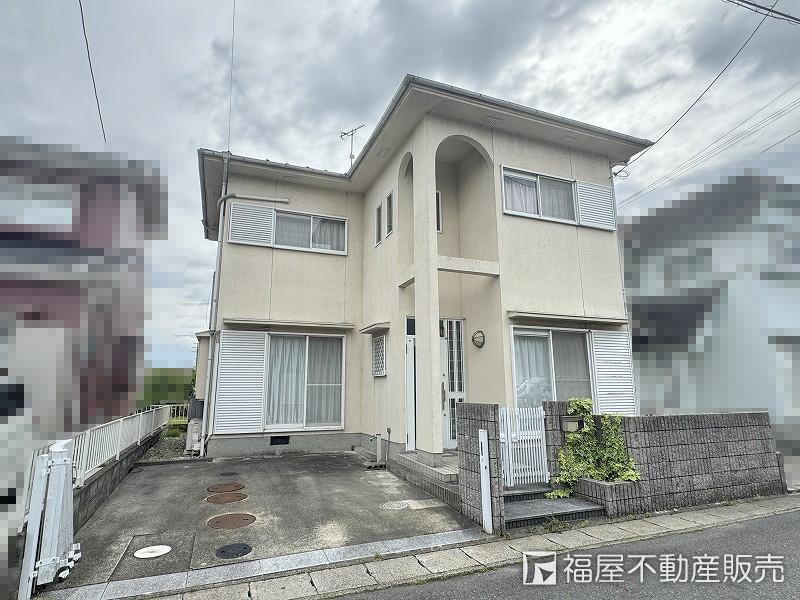 滋賀県東近江市五個荘中町 1080万円 4LDK