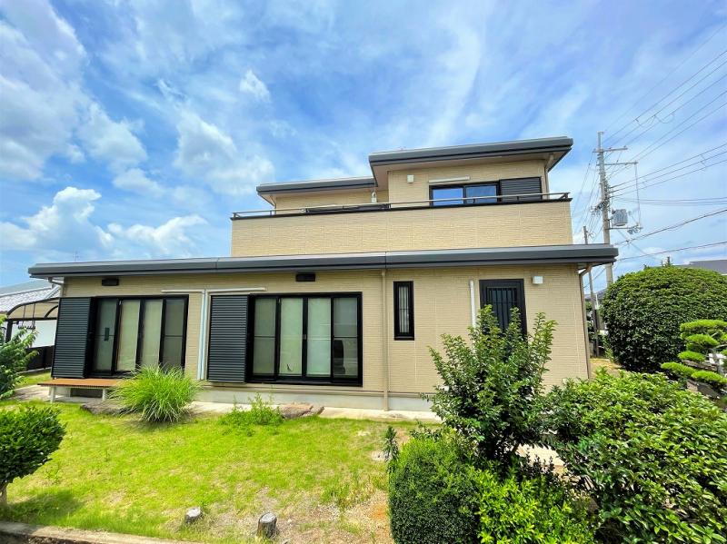 大阪府富田林市寺池台５ 5280万円