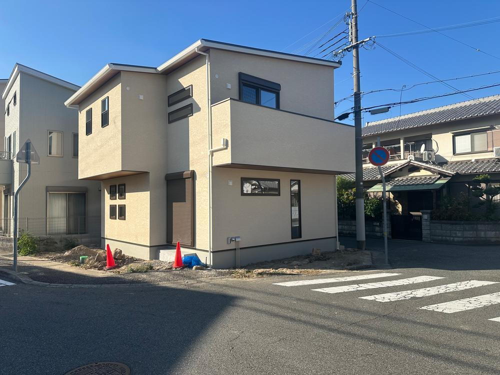 兵庫県明石市西明石町３ 4980万円 4LDK