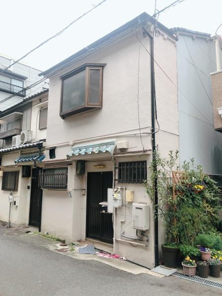 大阪府東大阪市新上小阪 830万円