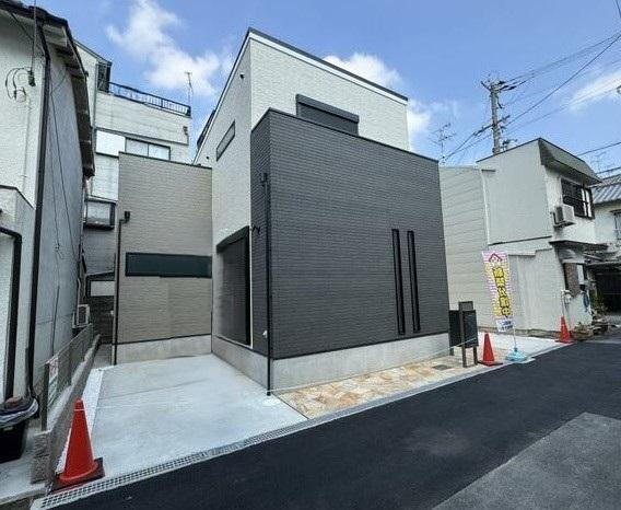 大阪府東大阪市鷹殿町 3980万円 4LDK