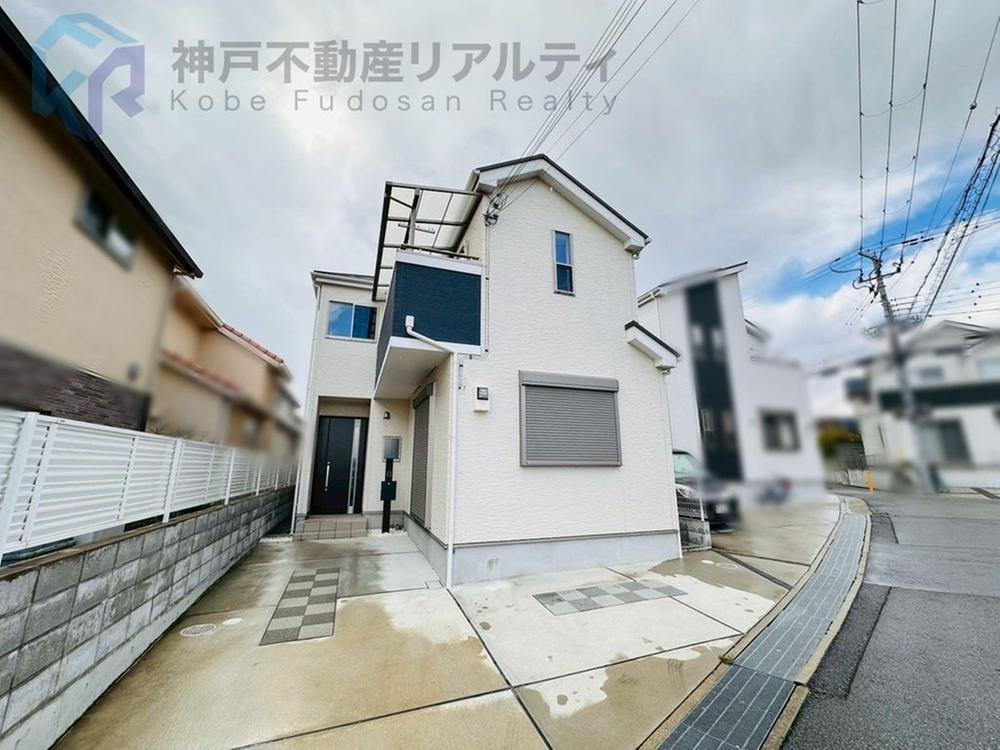 兵庫県神戸市垂水区南多聞台６ 3180万円