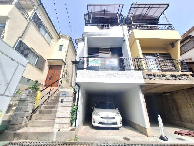 大阪府東大阪市上四条町 900万円