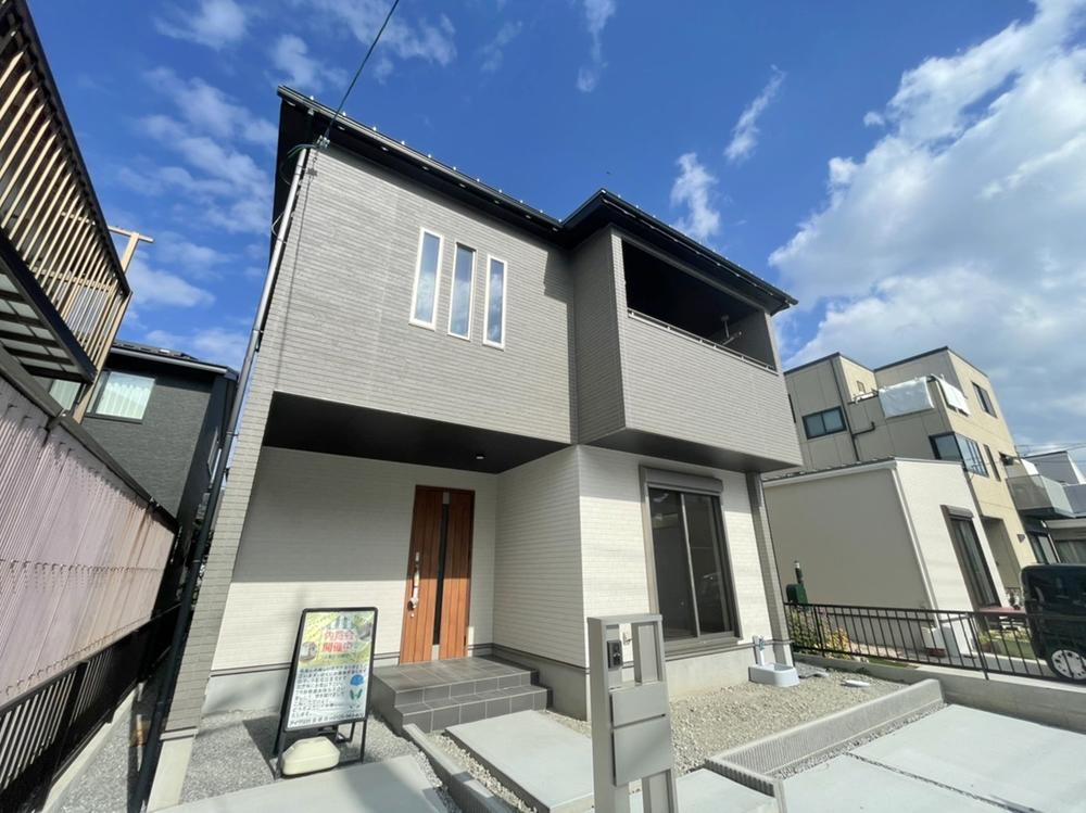 滋賀県東近江市佐野町 2890万円 4LDK