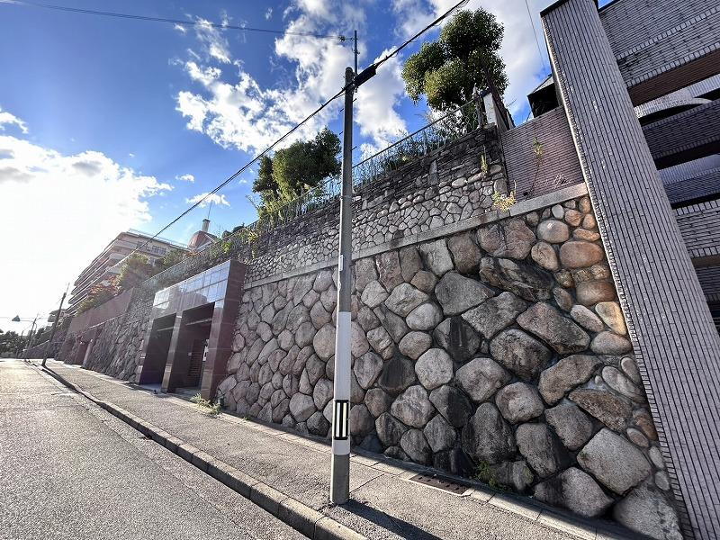兵庫県神戸市東灘区御影山手５ 19000万円