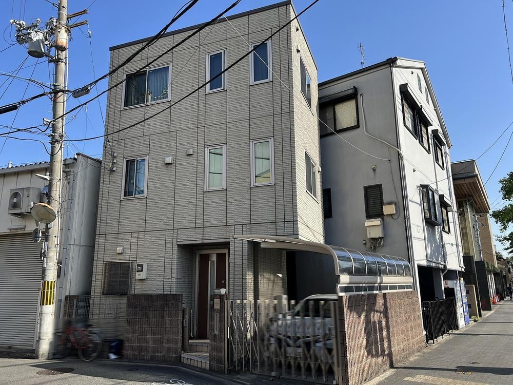 京都府京都市下京区梅湊町西木屋町通上ノ口上る 12500万円